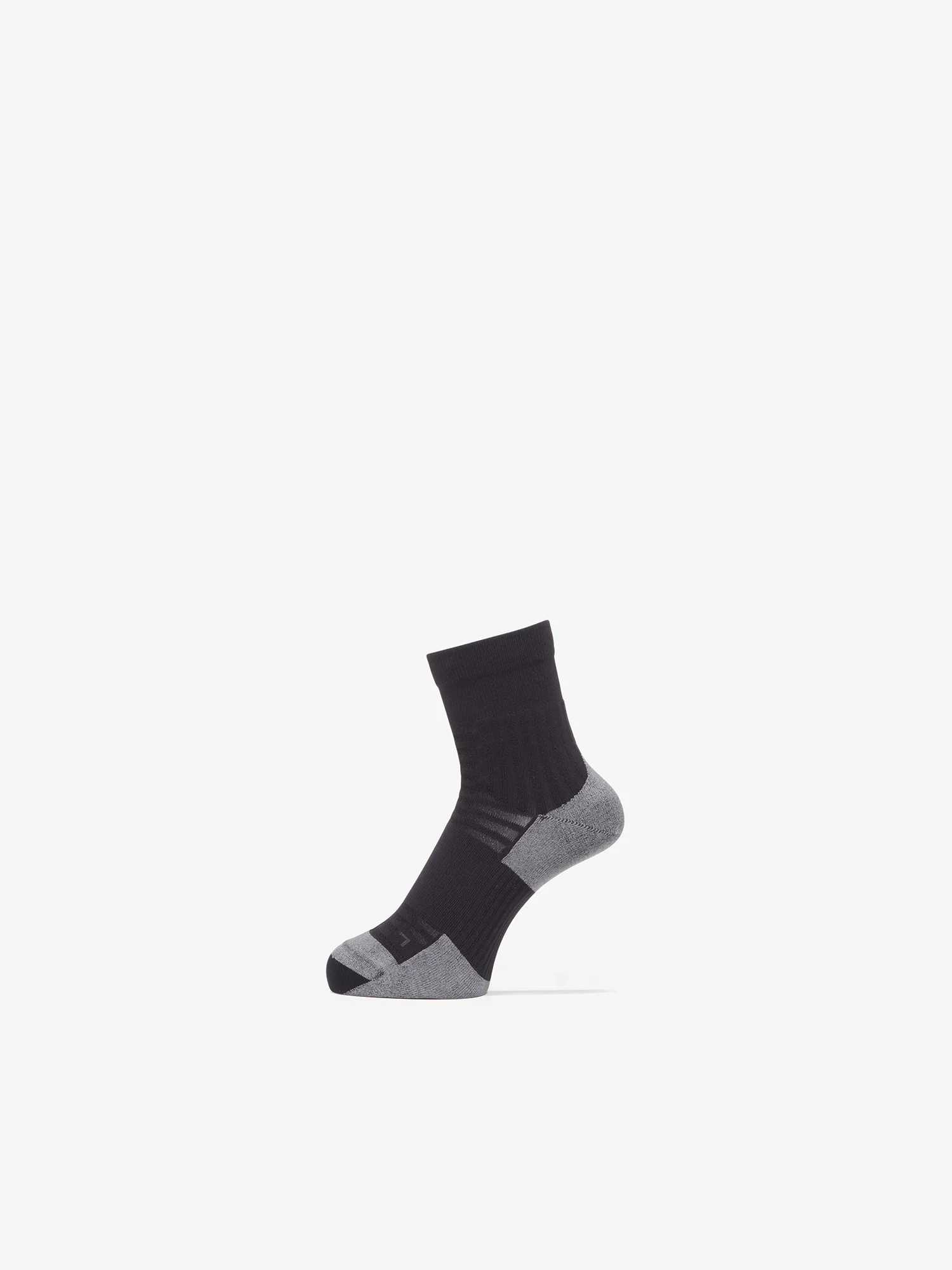 Ventilating Light Quarter Socks - Image 3