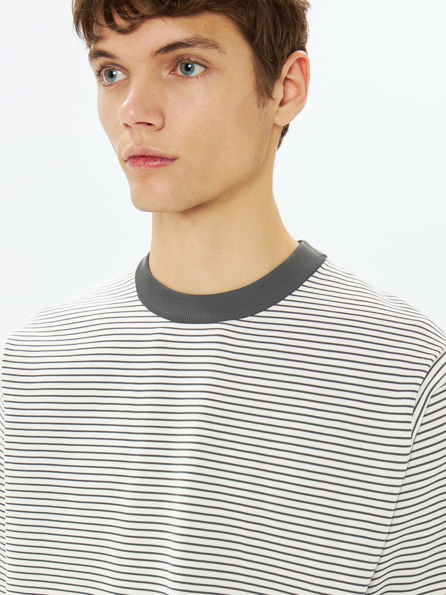 DELTAPEAK T-shirt - Image 7