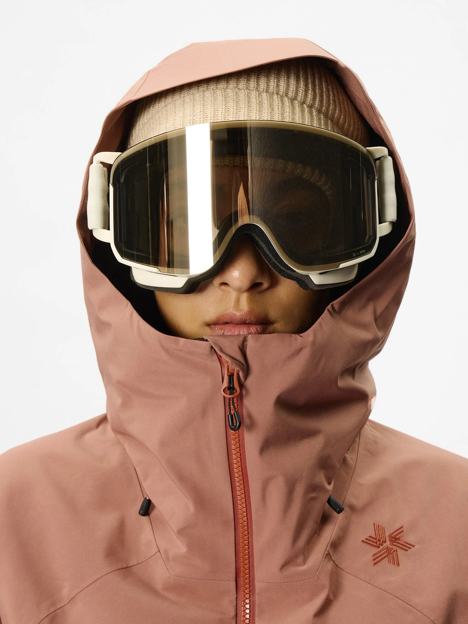 W's GORE-TEX 2L Jacket - Image 10