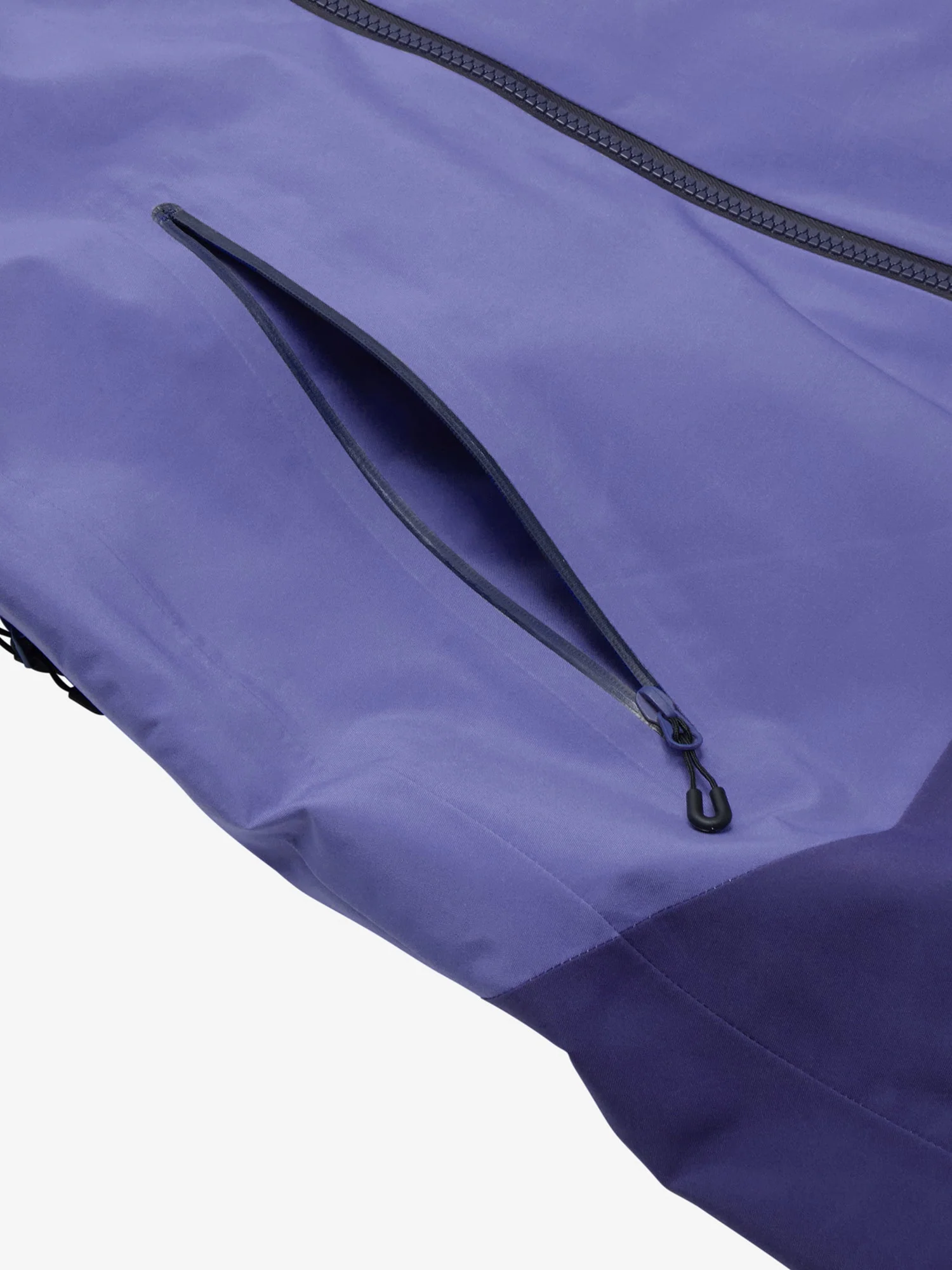 W's GORE-TEX 2L Jacket - Image 13