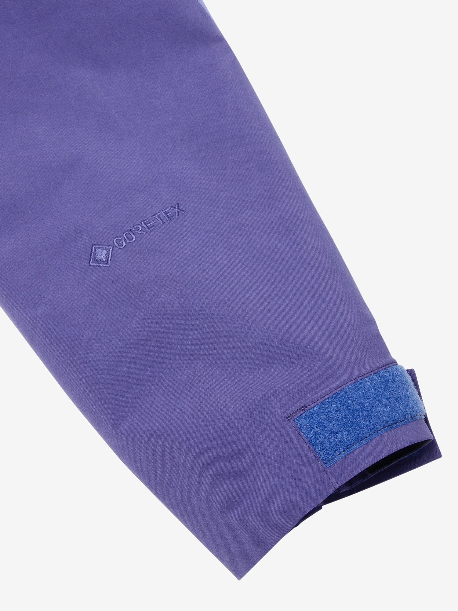 W's GORE-TEX 2L Jacket - Image 17